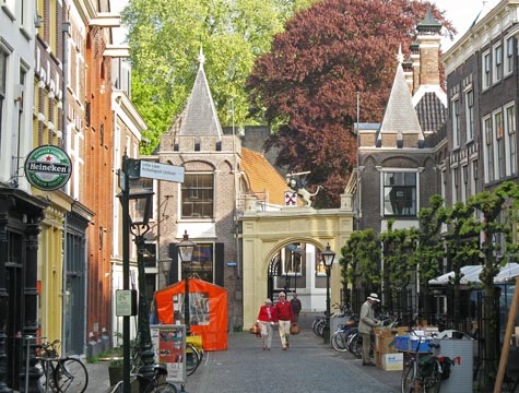 Leiden Travel Guide
